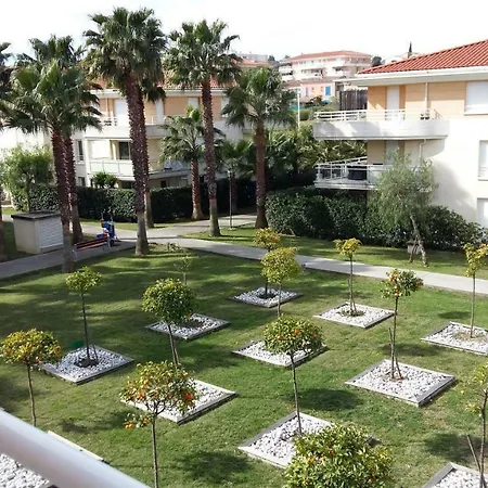 Les Jardins D'antibes Lejlighed