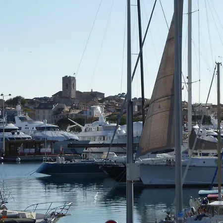 Les Jardins D'antibes * أنتيب