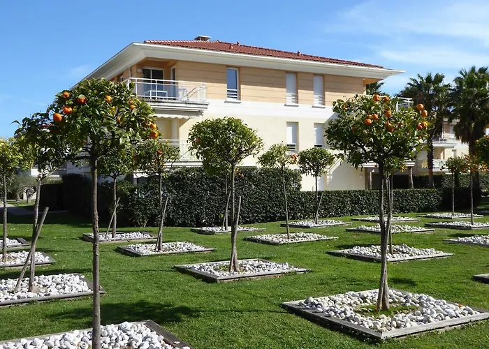 Les Jardins D'antibes アンティーブ